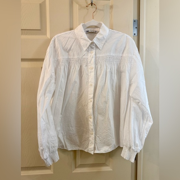 Zara Tops - Zara White Cotton Button up Blouse w/Gathered Cuffs and Front